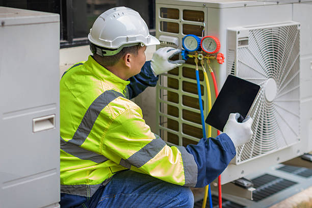 Professional Hvac technician working in Windham, NH